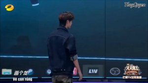 Ван Ибо. Разные моменты.