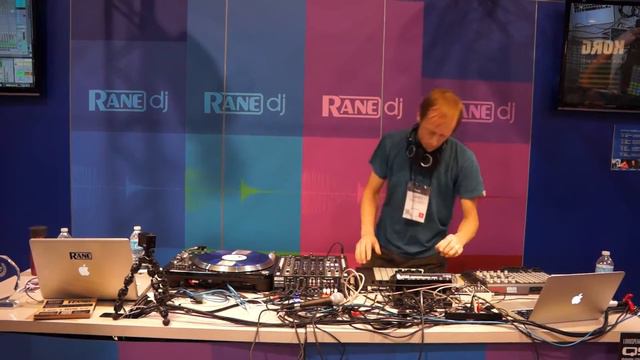 NAMM 2014 Day 3 - James Patrick Advanced Mixing on the Rane Sixty-Four mixer смотреть онлайн