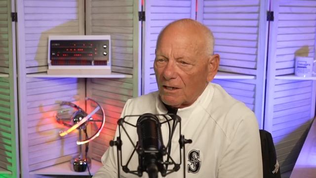 Linux-Xenix-Unix vs OS/2 and Windows: Dave Cutler Interview смотреть онлайн