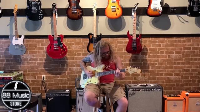 Squier J Mascis Jazzmaster смотреть онлайн