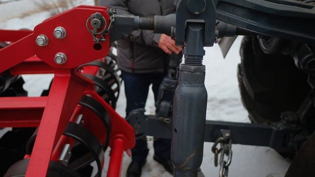 Обновленные трактора ХТЗ 240 серии. Навесная система + агрегатирование смотреть онлайн