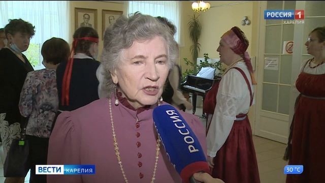 В выходные на сцене музыкального колледжа Петрозаводска звучала традиционная карельская музыка смотреть онлайн