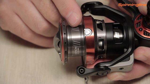 Безынерционная катушка Abu Garcia Revo3 Winch смотреть онлайн
