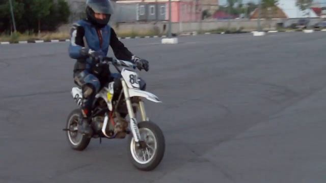 Питбайк,жгем резину смотреть онлайн