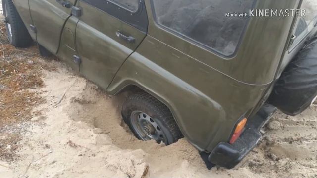 Помогаем вытащить уазы смотреть онлайн