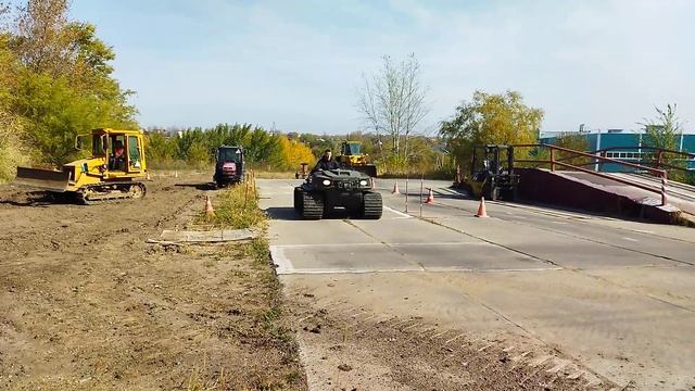 Сдача экзамена на вездеходе Argo XTI смотреть онлайн