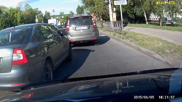 Чайник заглох перед перекрестком.Витебское шоссе. смотреть онлайн