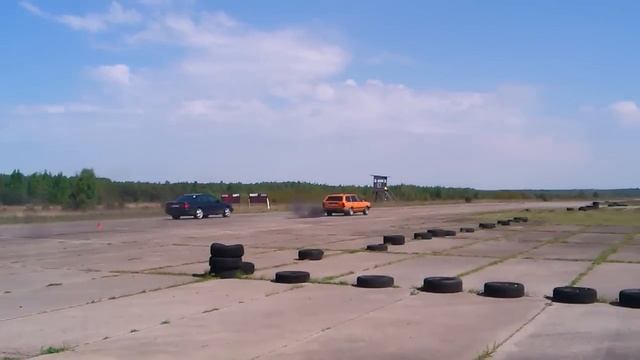 Audi S4 400AG vs Volkswagen Passat B2 177AG смотреть онлайн