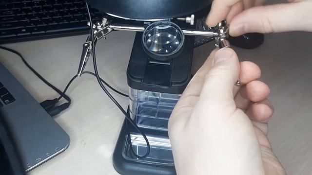 Третья рука для пайки смотреть онлайн