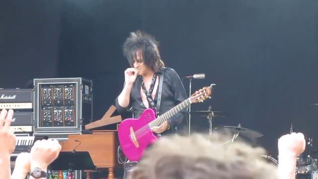 Steve Stevens, Fantastic Solo, Billy Idol Concert Hamburg 10.07.2012, HD