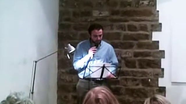 La Fortezza è uno scatolone chiquita. Poesia di Bernardo Pacini смотреть онлайн