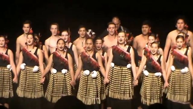 Grey High Kapa haka смотреть онлайн