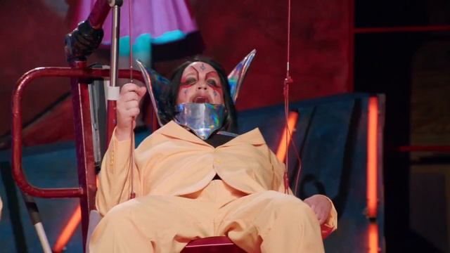 World Peace - The Wall Show Sketch Part 3 смотреть онлайн