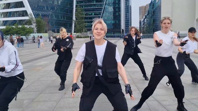 [K-POP IN PUBLIC | ONE TAKE ] 👑W👑 ENHYPEN (엔하이픈) 'Future Perfect (Pass the MIC)' | DANCE COVER смотреть онлайн