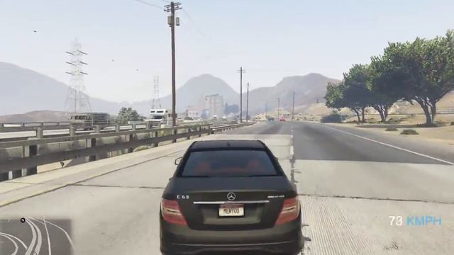 Mercedes C63 AMG 2011 Test