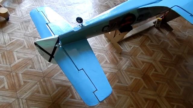 Heinkel He-112. Самолет на радиоуправлении из пенопласта.Turnigy 4250 350kv. смотреть онлайн