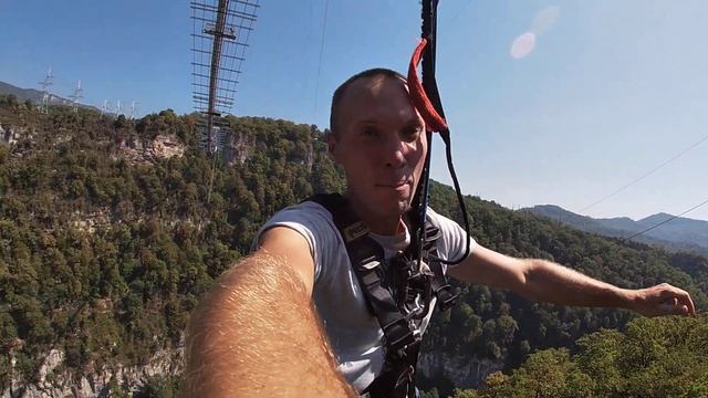 04. 09. 2020.  Адлер. СкайПарк.  Bungy 69. Камера на руке.