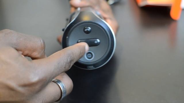 JBL Flip Portable Wireless Bluetooth Speaker смотреть онлайн