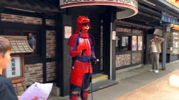 SAMURAI MANNEQUIN PRANK in JAPAN #21 / Asakusa Tokyo