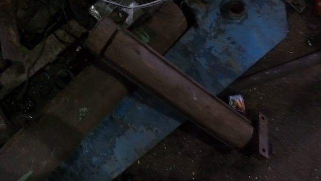 ПОКАТАЛИСЬ ПО ГОРОДУ В ПОИСКАХ ИНСТРУМЕНТОВ СССР! НАШЛИ МНОГО КРЕПЕЖА! смотреть онлайн