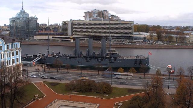 TIMELAPSE Как в Санкт-Петербурге наступила осень от зелёной листвы до первого снега. Камера у Аврор смотреть онлайн