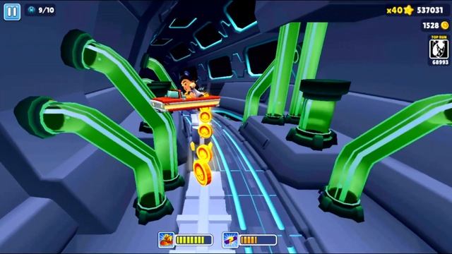 Subway Surfers: Space Station Новый Костюм Panda для Amy! смотреть онлайн