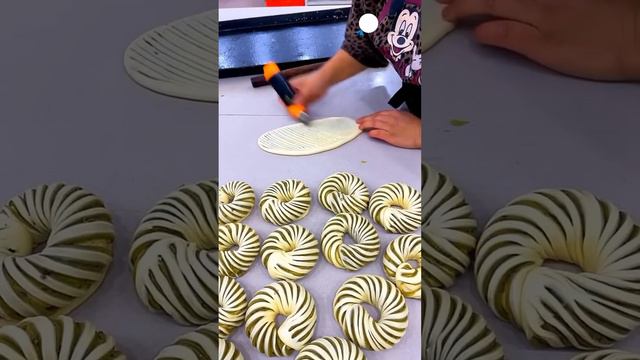 Бублики с начинкой Азиатская уличная еда смотреть онлайн