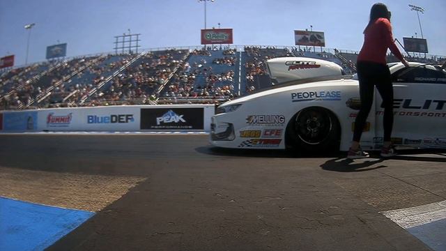 Richard Freeman, Erica Enders, Mountain Motor Pro Stock, Rnd 2 Eliminations, Gerber Collision & Gla смотреть онлайн