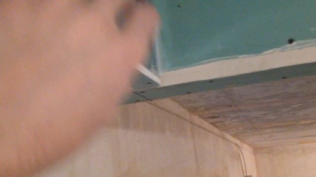 Ремонт в хрущевке : Ниша под шторы из гипсокартона : Ниша для штор смотреть онлайн