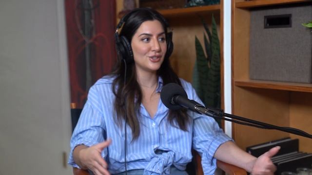 Nobody Gets It Podcast 002: Nobody Gets It w/ Abi Perl смотреть онлайн