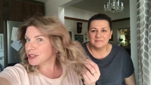 Беженцы в Словакии, новая жизнь и новая прическа, все хорошо, но хочется выть волком смотреть онлайн
