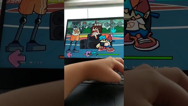 играю в фнф на ноутбуке прошол 2 песни смотреть онлайн