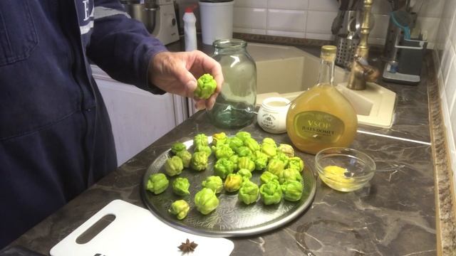 Carolina Reaper в медово-сахарном маринаде.Остро и сладко.Вкусно,короче… смотреть онлайн