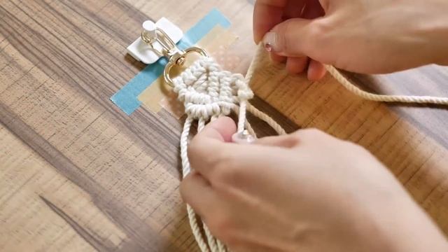 마크라메 키링 만들기 Macrame Key Chain смотреть онлайн