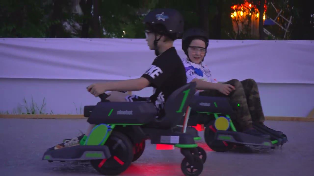 В городском парке Благовещенска появился новый аттракцион смотреть онлайн