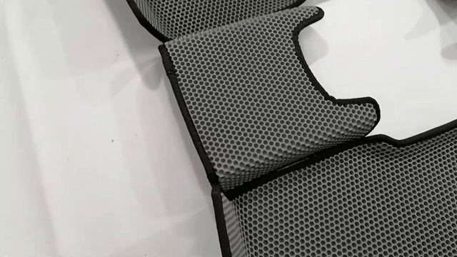 EVA коврики автомобильные с бортами HYUNDAI SOLARIS 2 (Хендай Солярис 2) 2017-н.в. смотреть онлайн