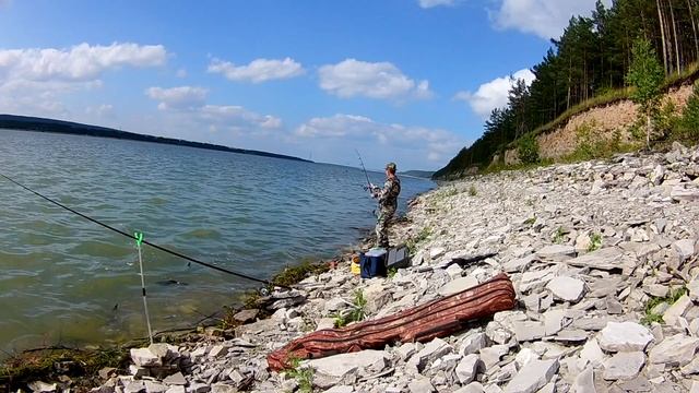 Один на рыбалке!!! Ангара...Фидер...Ночевка... смотреть онлайн