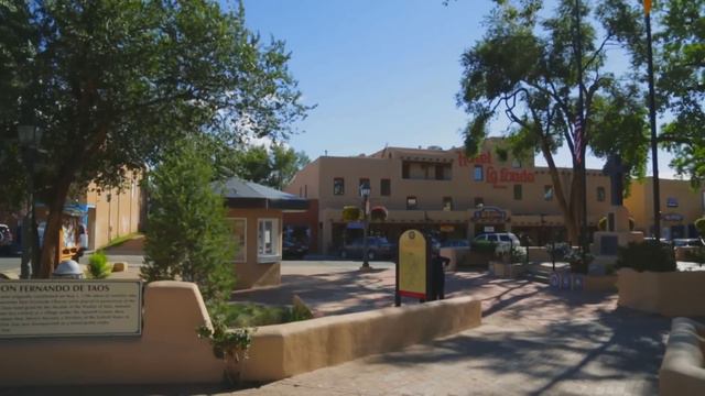 Are Earthship Homes The Future Of Sustainable Housing? | Homemade | Abode