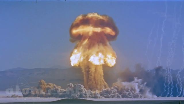 Close up Grable detonation in 4K смотреть онлайн