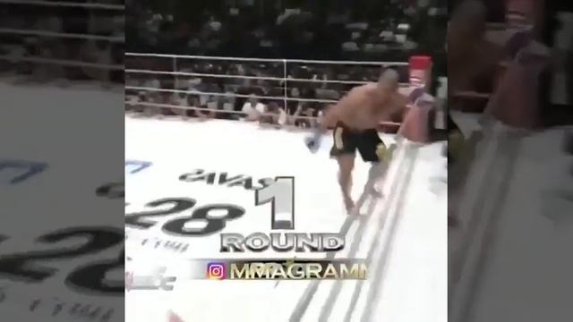 Самый искромётный бой в карьере Александра Емельяненко. смотреть онлайн