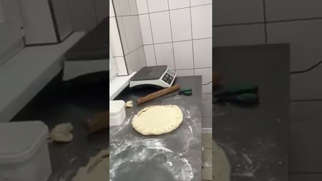 Пирог с курицей 3 смотреть онлайн