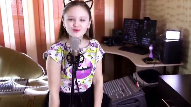 Ксения Левчик vs Милана Гогунская. смотреть онлайн