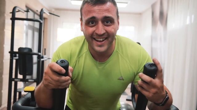 Топим Жир в стиле Skill Athletic смотреть онлайн
