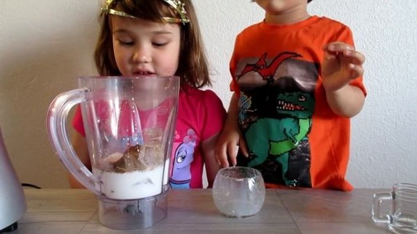 Оочень вкусный кофейный напиток можно детям Coffee Iced Frappé mcdonald koktel for kids