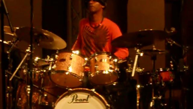 Omar Hakim - Vicenza Jazz 2011 смотреть онлайн