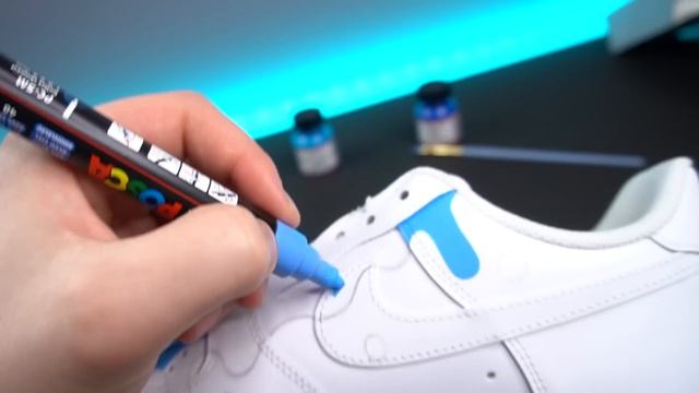 CUSTOM AIR FORCE 1 ?? WITH POSCA MARKERS !! смотреть онлайн