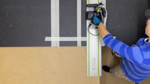 Варочная панель в один уровень со столешницей HPL