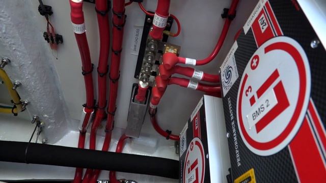 Tour of Gunboat 57 "Vai Vai" with OceanPlanet Energy systems смотреть онлайн