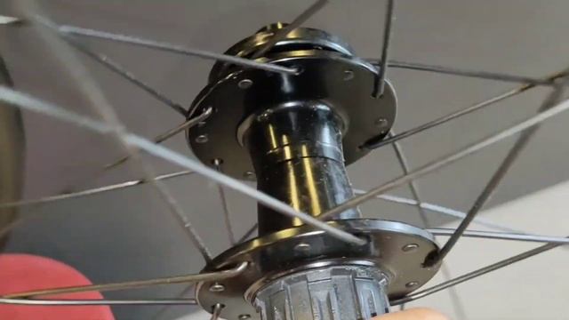 GIANT PR2 DISC TL WHEELSET REAR HUB SOUND + WEIGHT