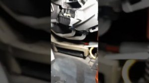 Шевроле круз дует холодный воздух левая сторона